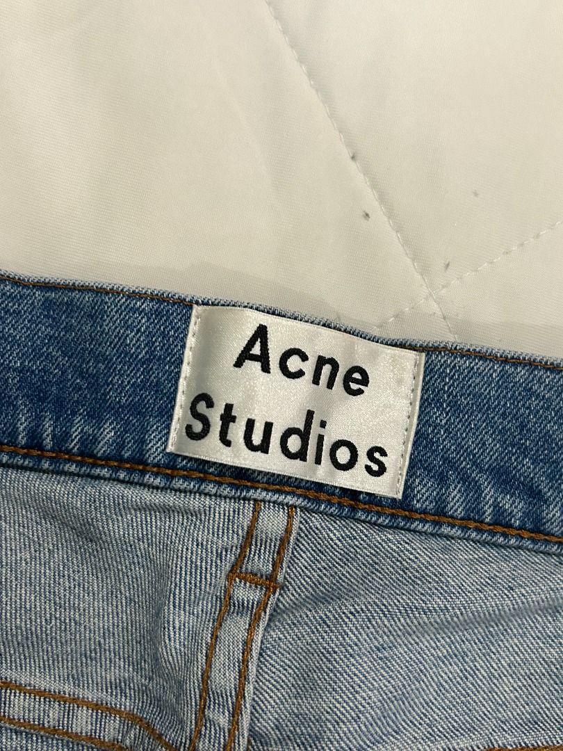 Acne Studios Ace Carter Jeans (Category: Jeans) located in Manila. Submitted by decluttteringz (Listing ID 1394611655, Image 3). Description: - Acne Studios Ace Carter jeans - Light blue wash - Size: 30/34 - Straight leg fit.