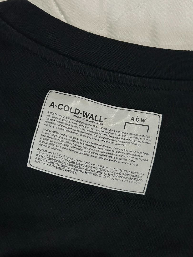 A-COLD-WALL* Black T-Shirt (Category: Tshirts & Polo Shirts ) located in Manila. Submitted by decluttteringz (Listing ID 1394611479, Image 2). Description: - A-COLD-WALL* T-shirt - Color: Black - Size: L - Features brand label on the back - Comfortable material - Perfect for everyday wear - Simple and stylish design - Bought in Archives Makati.