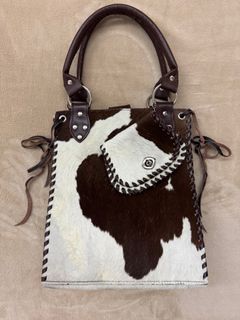 (Category: ) located in . Submitted by loverofshoes (Listing ID 1394637799, Image 1). Description: .