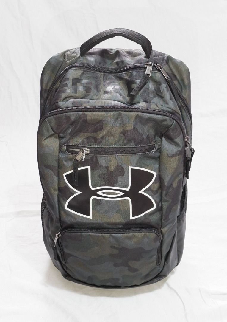 Authentic Under Armour Relentless Unisex Camo 31L Backpack (Category: Backpacks) located in Paranaque City. Submitted by vanitelab (Listing ID 1394654735, Image 1). Description: Authentic and Brand-new UNDER ARMOUR BACKPACK Product Description: 31 L Padded laptop compartment up to 16" laptop Padded back panel and contoured shoulder straps for comfort Top-zipped, 3 zipped front-pockets Mesh side pockets for beverages and other quick access items M