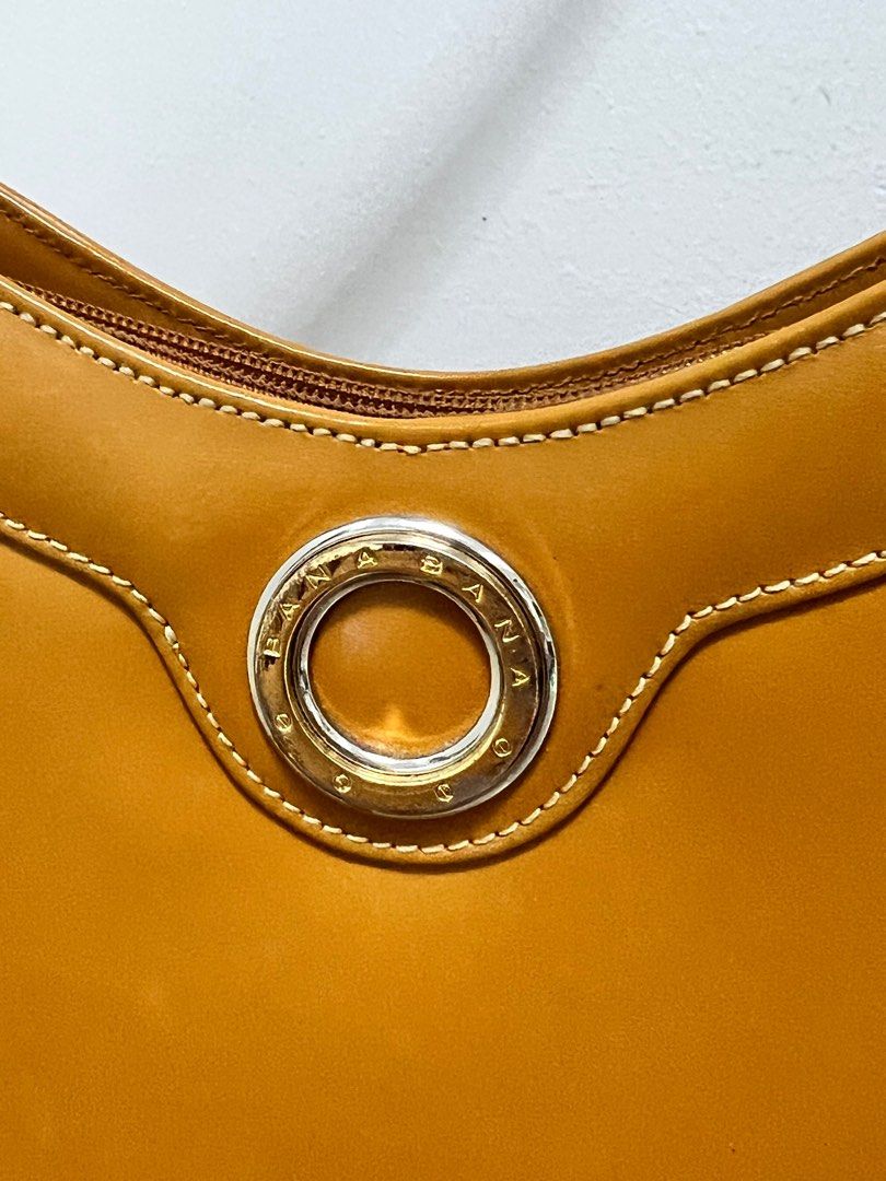 Banabana Shoulder Bag in Dandelion (Category: Tote Bags) located in San Fernando. Submitted by ilovemelochan (Listing ID 1394751588, Image 2). Description: Banabana Shoulder Bag in Dandelion •long shoulder bag •structured and stand alone 💰 Gcash/Bank Transfer 🦋Item price + JNT/ LBC shipping fee 📍Ships from San Fernando, Pampanga Nationwide shipping.