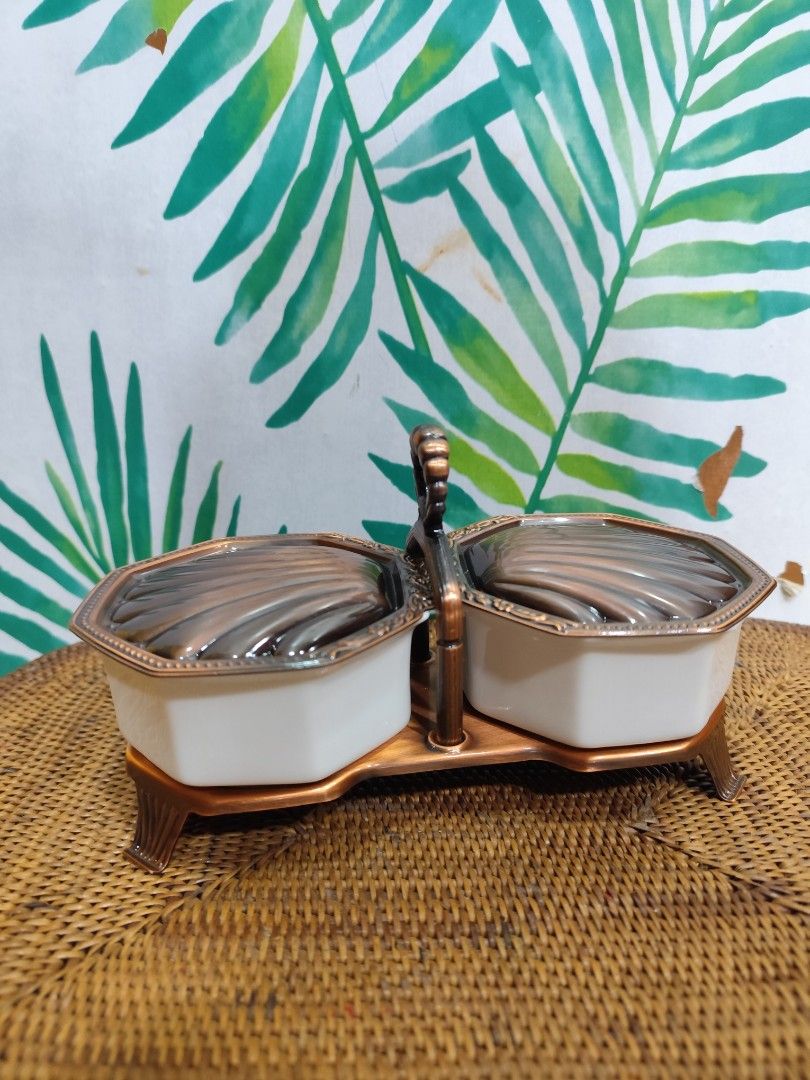 Condiments Dish (Category: Dinnerware & Cutlery) located in Dipolog. Submitted by thriftteata (Listing ID 1394648880, Image 1). Description: brand new with box no flaws can be use for side dish or condiments 📍Mindanao 💵 Gcash only Shipping tru Flash Express.