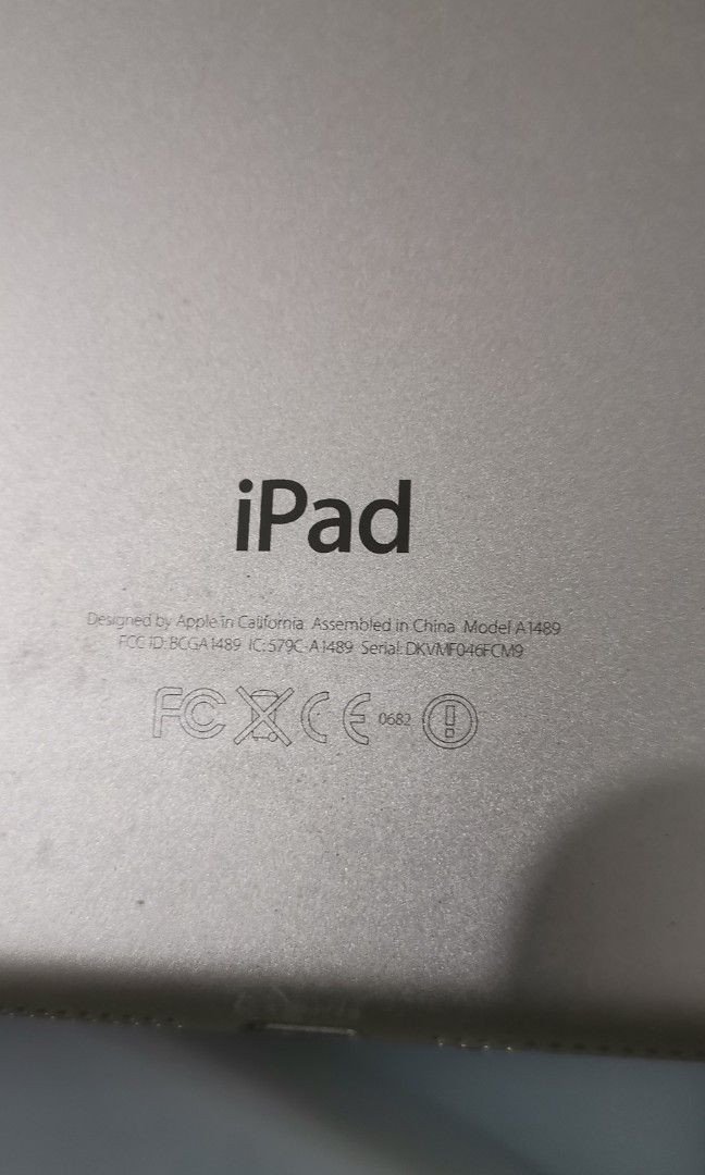 DEFECTIVE Ipad mini (Category: iPad) located in Taytay. Submitted by mrm_1982 (Listing ID 1390139865, Image 3). Description: .