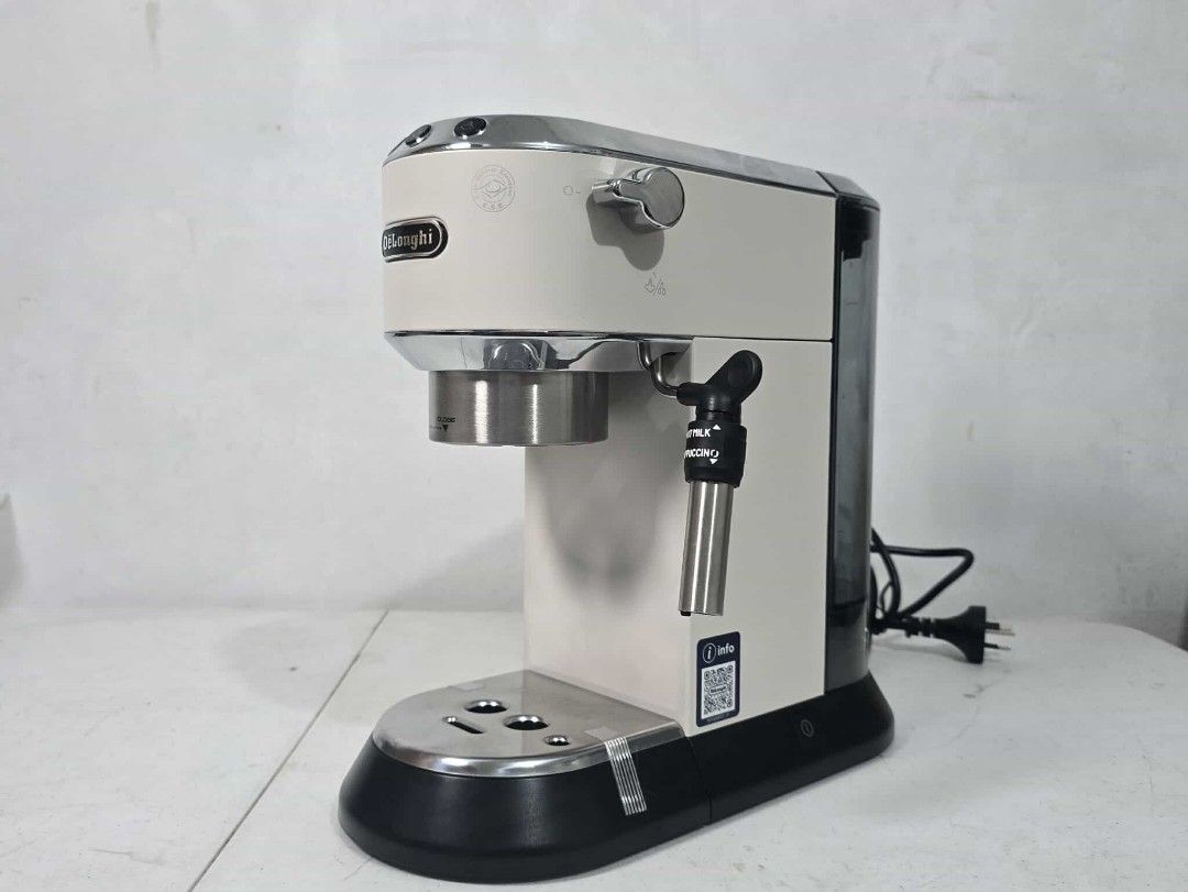 Delonghi Dedica Espresso Machine (Category: Coffee Machines & Makers) located in Taytay. Submitted by mikz_1303 (Listing ID 1394647572, Image 3). Description: Delonghi Dedica Espresso Machine Australia mall pull out Used as display unit No issue 220V Almost New Inclusion Box 2 Filter cup Portafilter Descaling liquid Spoon and tamper 10k.