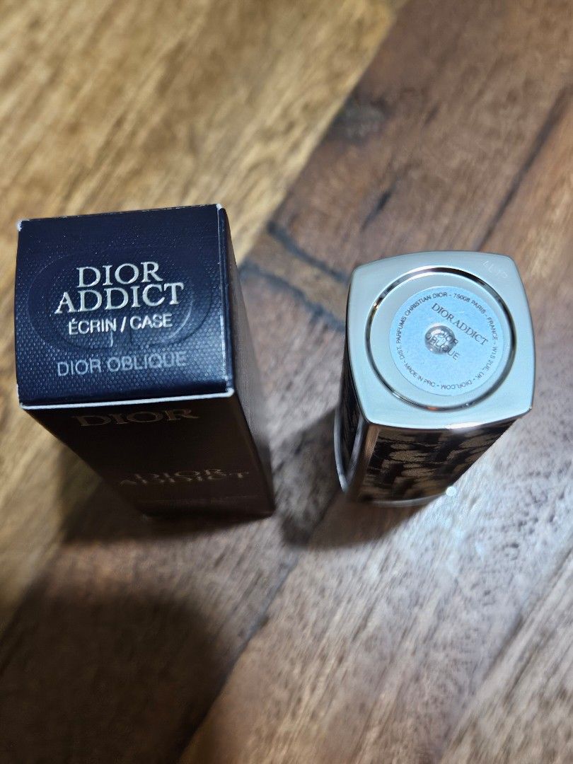 Dior Addict Lipstick Case Dior Oblique (Category: Makeup) located in Los Banos. Submitted by acleancloset (Listing ID 1394708292, Image 2). Description: - Authentic Dior Addict lipstick case - Features the iconic Dior Oblique pattern - Includes the lipstick case and original box - Made in France PLS READ: I only sell genuine, authentic items sourced from sprees in Aus, US & UK. Read my reviews for proof. No returns & exchanges, full payment requi