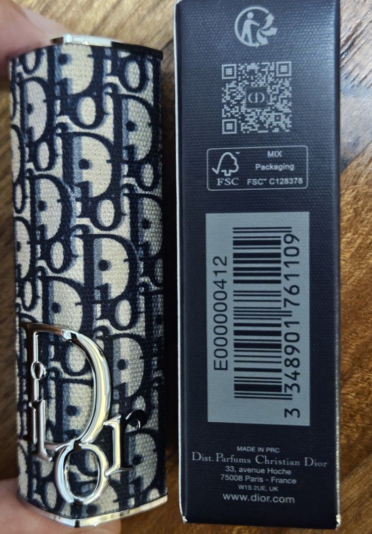 Dior Addict Lipstick Case Dior Oblique (Category: Makeup) located in Los Banos. Submitted by acleancloset (Listing ID 1394708292, Image 3). Description: - Authentic Dior Addict lipstick case - Features the iconic Dior Oblique pattern - Includes the lipstick case and original box - Made in France PLS READ: I only sell genuine, authentic items sourced from sprees in Aus, US & UK. Read my reviews for proof. No returns & exchanges, full payment requi