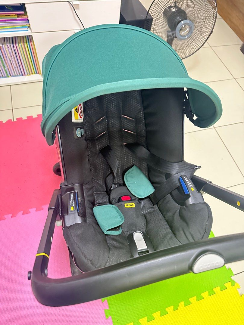 Doona (Category: Strollers) located in Manila. Submitted by declutteringmomma0418 (Listing ID 1394735850, Image 3). Description: - Used for 10 months - just needs deep cleaning - complete with booster accesories and bag - very convenient to use, travel friendly! - pick up in Taguig/BGC - can do meetup depending on availability - price is slightly negotiable.