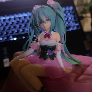 (Category: ) located in . Submitted by vluetones (Listing ID 1394676043, Image 1). Description: .