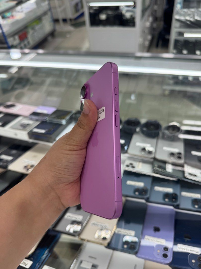 Iphone 16 256gb 99% batt FU NTC No issue (Category: iPhone 16 Series) located in San Juan City. Submitted by javedsgadgetshop (Listing ID 1394614484, Image 3). Description: INSTALLMENT OPTIONS : SPAY LATER / GGIVES / CREDIT CARD! WE BUY AND SELL SO PWEDE MAGBINTA OR SWAP ! Quick Specs : 💵 Iphone 16 •256gb •NTC Variant •99% batt health •Factory Unlock •95% Smoothness •No hidden issue | No Repaired •100% Authentic | Not Refurbished •w/ OEM Charger