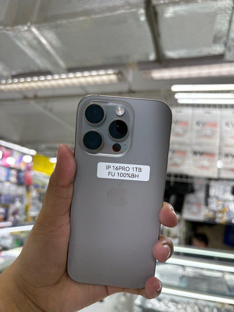 iPhone 16 Pro 1TB Factory Unlock No Issue Secondhand (Category: iPhone 16 Series) located in Pasig City. Submitted by FarAndRayShop (Listing ID 1394664566, Image 1). Description: OPEN FOR SWAP/SELLING/BUYING (RFS: Buy and Sell) Price: 62,499 iPhone 16 Pro 1TB •Factory Unlock •NO HIDDEN ISSUES •TEST TO SAWA •Authentic Phone Physical store in Greenhills Shopping Center XE-12 Stall Number Look For Rayray Or Anika NO CASH INSTALLMENT We are open also