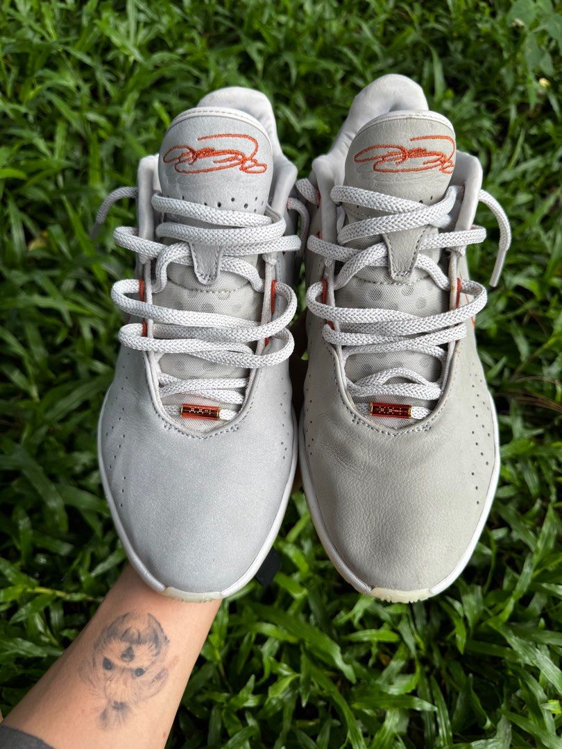 Lebron 21 Akoya (Category: Sneakers) located in Bacolod City. Submitted by novymae23 (Listing ID 1394734803, Image 3). Description: Nike Lebron 21 Akoya Size 9 27cm Excellent Condition Pair Only .