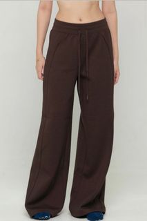 (Category: ) located in . Submitted by thriftwithbre (Listing ID 1394650381, Image 1). Description: .