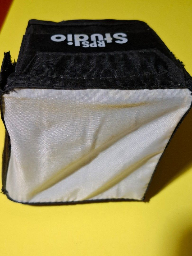 Mini RPS Studio flash softbox (Category: Lighting & Studio Equipment) located in Antipolo. Submitted by cychiyo (Listing ID 1394781309, Image 1). Description: mini diffuser/ flash softbox shop-bought new, never used small, for use with a flash/speedlight no issues best price posted pay via GCash additional shipping c/o buyer .
