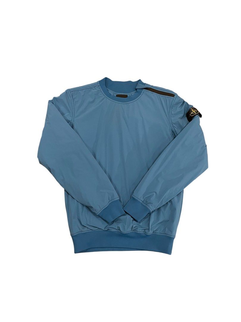 nike x stone island (Category: Coats, Jackets and Outerwear) located in Quezon City. Submitted by giveme_theloot (Listing ID 1394705451, Image 1). Description: nike x stone island medium on tag width - 20’5 length - 26’5.