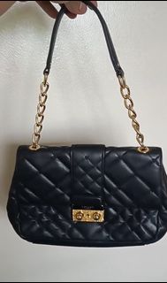 (Category: ) located in . Submitted by maxiscollections (Listing ID 1394672799, Image 1). Description: .