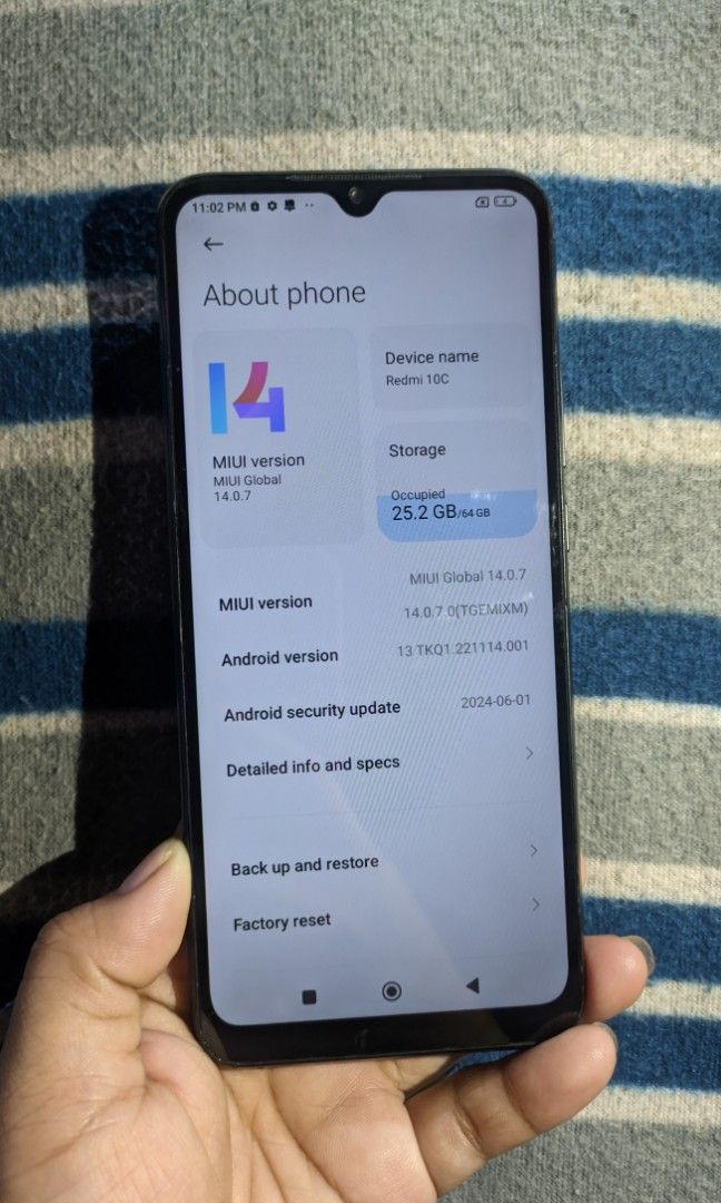 Redmi 10c (Category: Xiaomi) located in Quezon City. Submitted by chel2704 (Listing ID 1394621146, Image 2). Description: Redmi 10c 4+1/64, no issue aside sa dents ₱2000!!! Commonwealth, Qc.