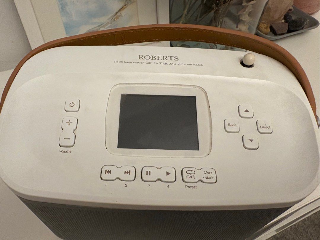 Roberts R100 Base Station FM/DAB/Internet Radio63846778843906110