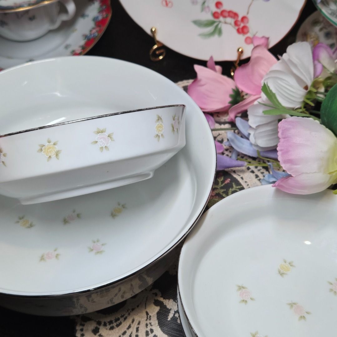 Sango Bowl Set (Category: Dinnerware & Cutlery) located in Bacolod City. Submitted by poshdepot_ (Listing ID 1394726006, Image 3). Description: 1 - Big Bowl 7.7" 3 - Small Bowls 5.5" Delicate floral pattern with silver trim Suitable for everyday use and special occasions.