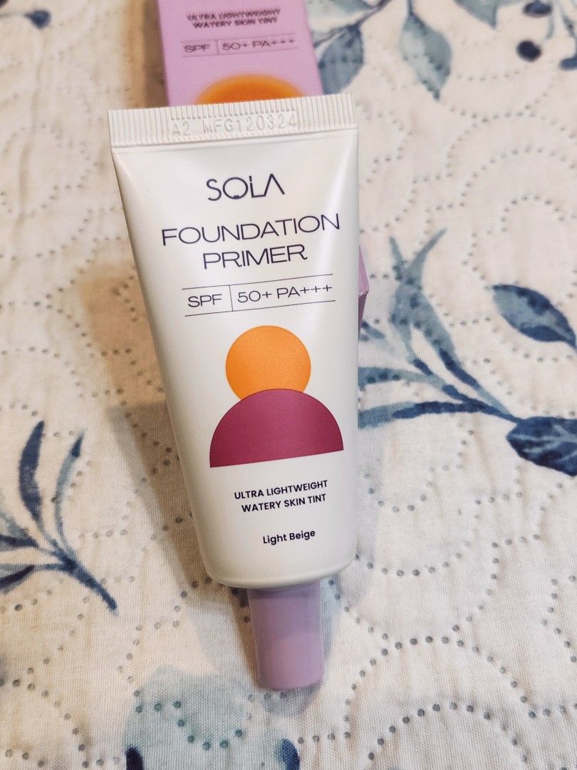 SOLA Foundation Primer SPF 50+ PA+++ (Light Beige) (Category: Makeup) located in Davao. Submitted by dlfontanilla (Listing ID 1394753548, Image 1). Description: - SOLA Foundation Primer - SPF 50+ PA+++ for sun protection. - Ultra-lightweight, watery skin tint. - Shade: Light Beige. - Creates a smooth base for makeup. - Ideal for everyday use. - RFS: Just tried it once for swatch kaso di ko pala ka-shade :(.