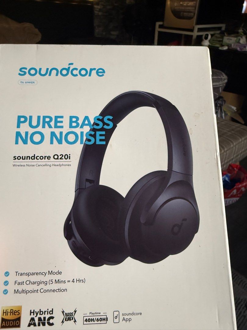 Soundcore Q20i (Category: Headphones & Headsets) located in Manila. Submitted by ramelesve17435 (Listing ID 1394655241, Image 1). Description: .