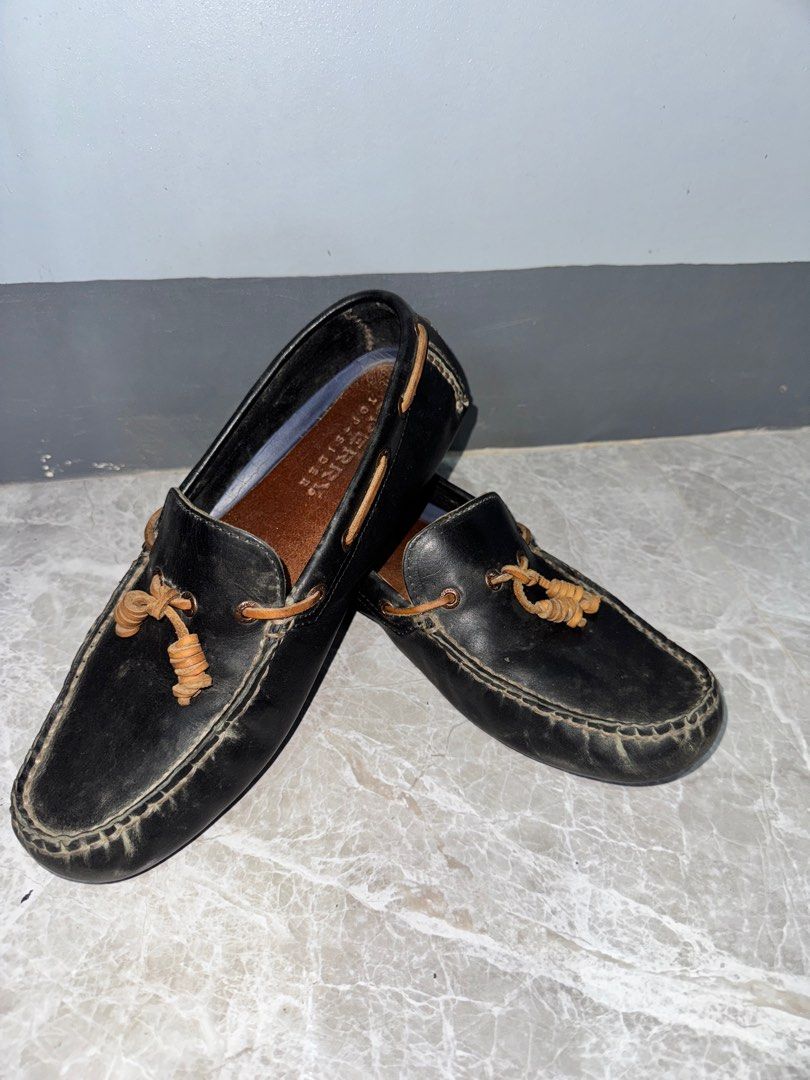 Sperry Top Sider Gold Cup Loafer (Category: Dress Shoes) located in Paranaque City. Submitted by wolf5037 (Listing ID 1394612245, Image 1). Description: .