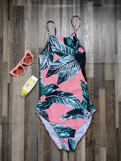 (Category: ) located in . Submitted by jocean_finds (Listing ID 1394722490, Image 1). Description: .