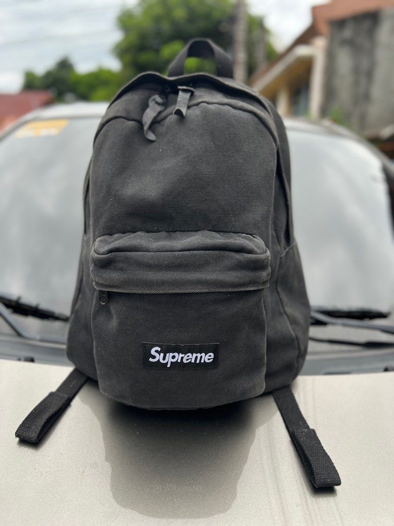 Supreme Canvans Backpack (Category: Backpacks) located in Bacolod City. Submitted by novymae23 (Listing ID 1394733616, Image 1). Description: Supreme Canvas Packpack Size Medium Two Zipper Pocket .