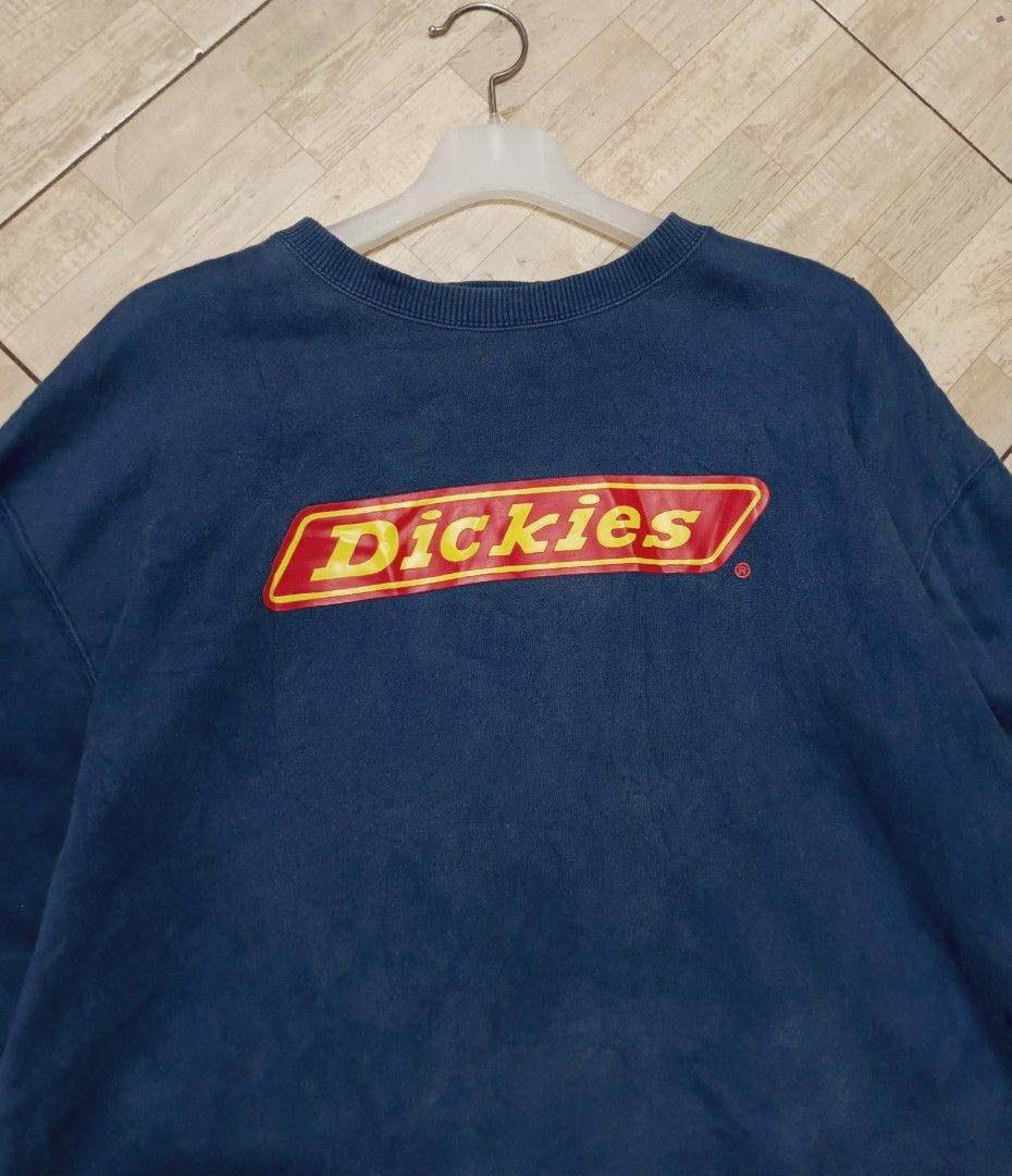 Vintage 90's Dickies Crewneck (Category: Activewear) located in Cotabato. Submitted by silvervintage77 (Listing ID 1394656383, Image 2). Description: Vintage 90's Dickies Crewneck 9/10 condi 9.5/10 color rate Dimes 25x29 Boxy Large -XL Solid ang Print Heavy ,no crakcs sa Front print.