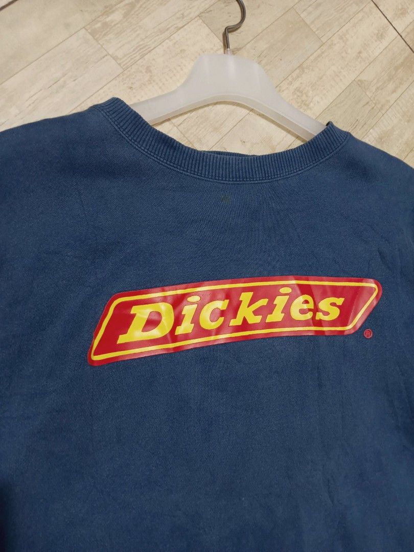 Vintage 90's Dickies Crewneck (Category: Activewear) located in Cotabato. Submitted by silvervintage77 (Listing ID 1394656383, Image 3). Description: Vintage 90's Dickies Crewneck 9/10 condi 9.5/10 color rate Dimes 25x29 Boxy Large -XL Solid ang Print Heavy ,no crakcs sa Front print.