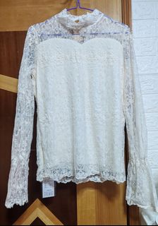 New with tag apricot lace long-sleeve forest-style top layering essential64232525397891110