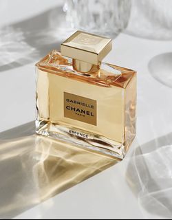 The Scent of Angels ⭐️ ❤️ A layered, sophisticated floral fragrance that you'll fall in love with at first sniff —《CHANEL Gabrielle Essence Eau de Parfum》100ml64206602005379110