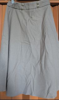 🆓米色半身裙64242489809795110