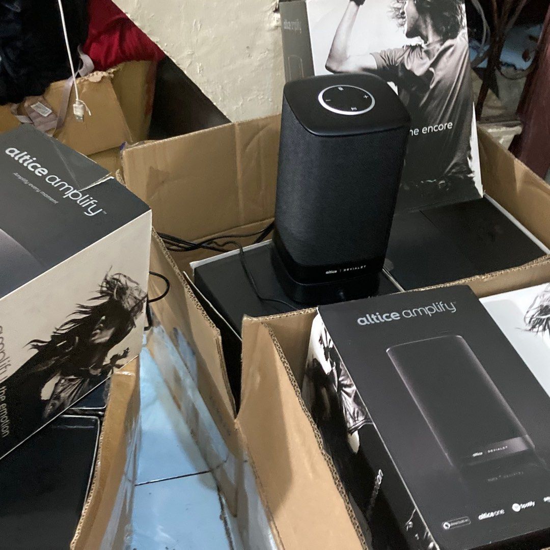 Altice Amplify Devialet (Category: Soundbars, Speakers & Amplifiers) located in Pasay City. Submitted by vonigop (Listing ID 1394957062, Image 3). Description: - Altice Amplify smart speaker - New in box - Features: Altice One, Alexa, Spotify, Amazon Music, Pandora - Made by Devialet - Color: Black - Weight: 2.40 kg Pm me marami stocks, pasay area.