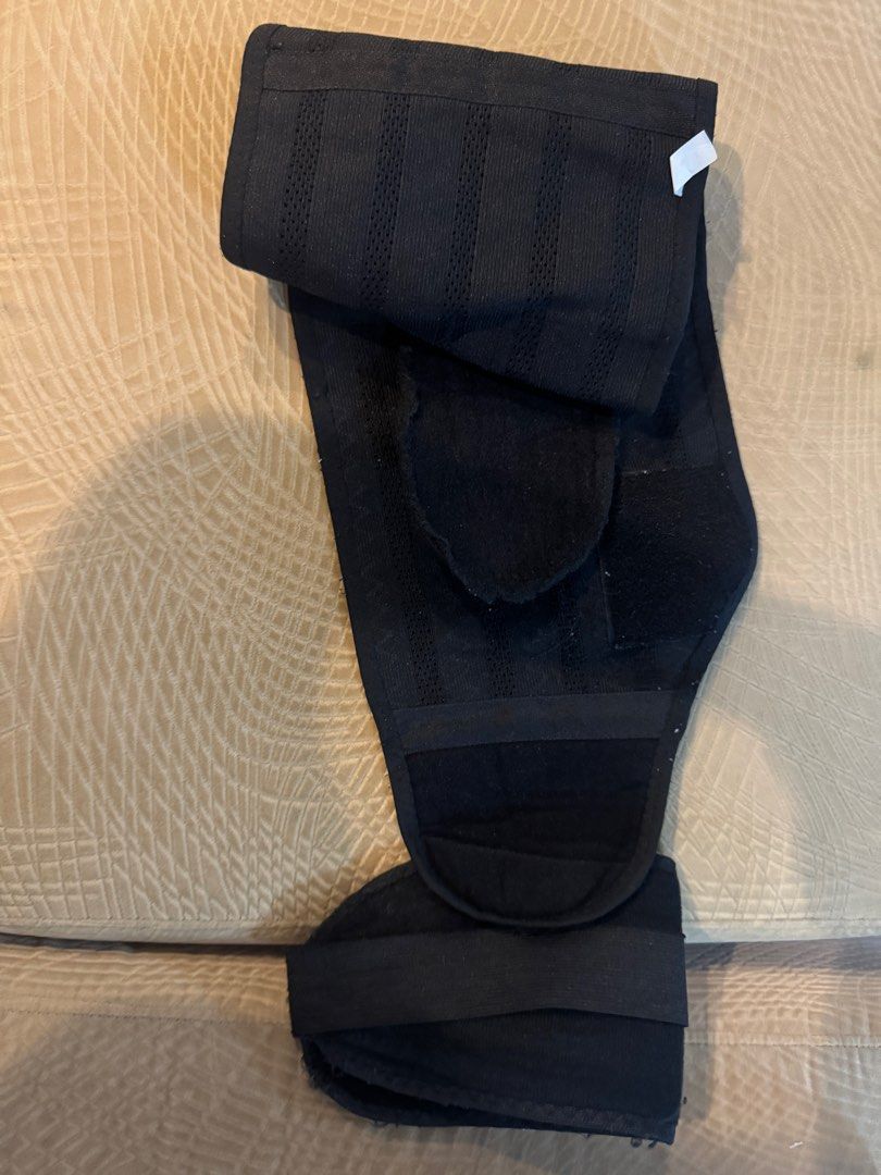 Belly Support Belt + Medical Grade Compression Garments (Category: Maternity Care) located in Pasig City. Submitted by bellafe_ (Listing ID 1394799137, Image 1). Description: Take ALL! slightly used, but still very functional. bought everything for 2k ++ rfs: decluttering.