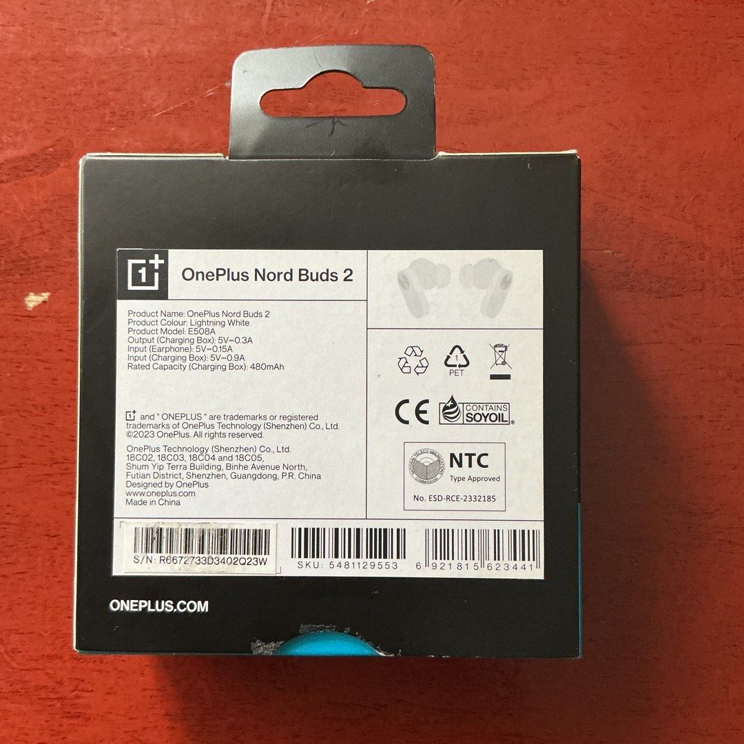 Brand new earbuds (Category: Earphones) located in Manila. Submitted by cefaguilar_ (Listing ID 1394858993, Image 3). Description: OnePlus Nord Earbuds 2 Brand new - open box just to test 3 available (2 white and 1 black) Price: 2000 each Location: Makati, BGC and Pasay RFS: small fit, add funds.