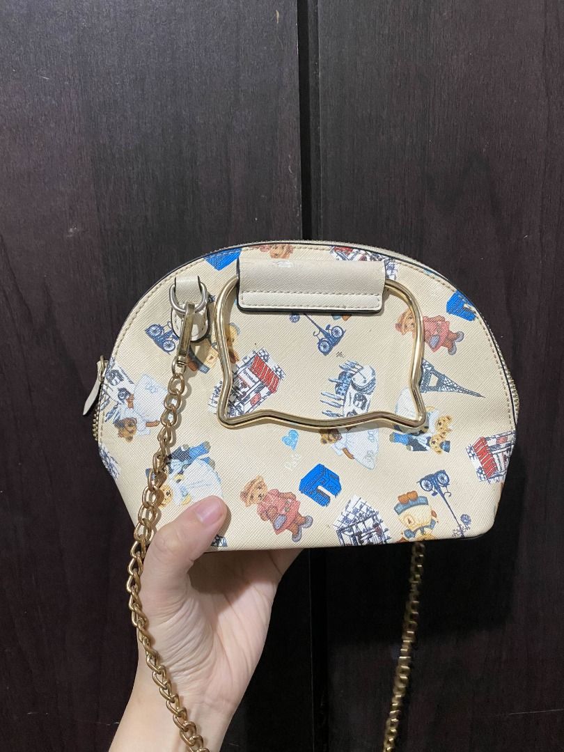 Cat Handle 2-Way Sling Bag (Category: Luxury Bags & Wallets) located in Marikina City. Submitted by marisan.collection (Listing ID 1394938710, Image 2). Description: 2nd Hand Bags for sale See photos for details and as is Condition: Issue - Very small bakbak on leather not noticeable Gcash payment JNT | FLASH | LALAMOVE .