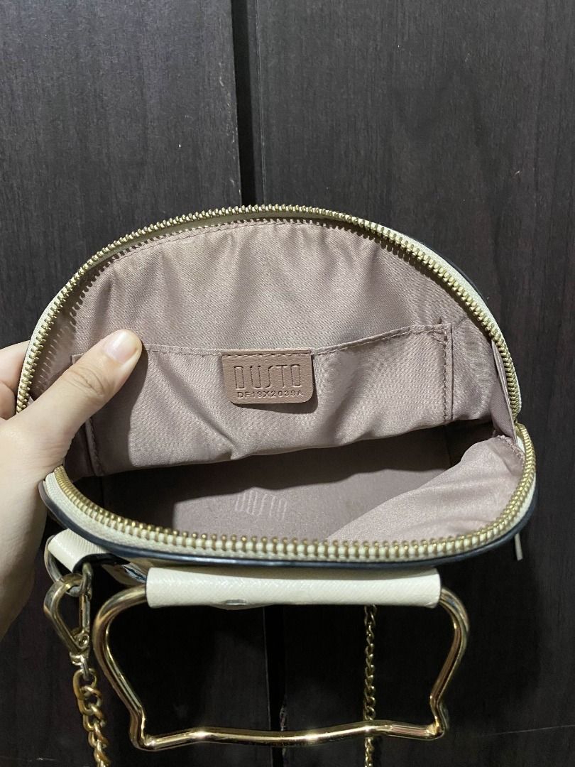 Cat Handle 2-Way Sling Bag (Category: Luxury Bags & Wallets) located in Marikina City. Submitted by marisan.collection (Listing ID 1394938710, Image 3). Description: 2nd Hand Bags for sale See photos for details and as is Condition: Issue - Very small bakbak on leather not noticeable Gcash payment JNT | FLASH | LALAMOVE .