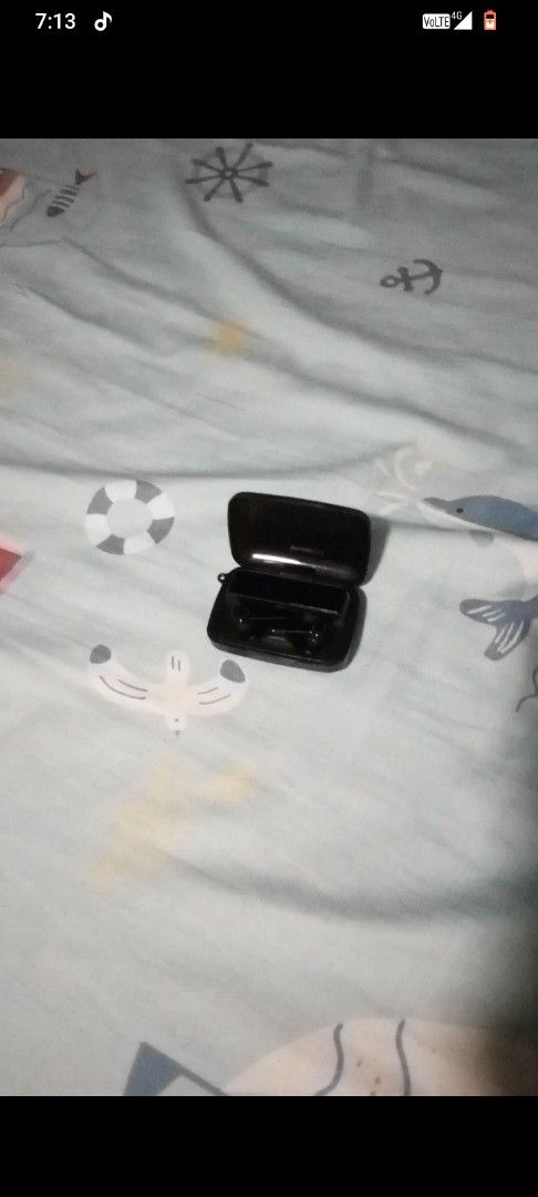 Earbuds ( Read The Descriptions )