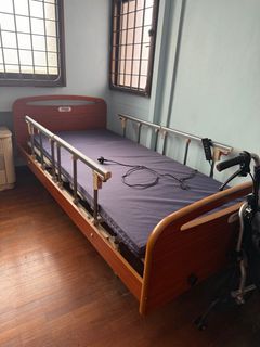 (Category: ) located in . Submitted by alibelly (Listing ID 1394826217, Image 1). Description: .