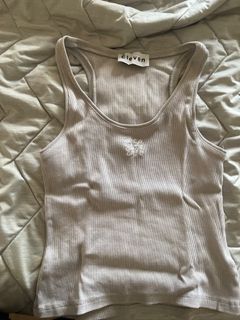 (Category: ) located in . Submitted by chicclosetco (Listing ID 1394832893, Image 1). Description: .