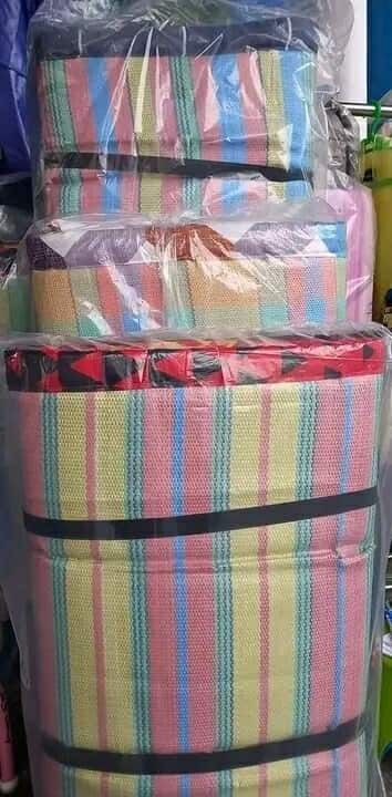 Foldable Foam Mattress - Single, Double, Queen, King (Category: Bed Frames & Mattresses) located in Caloocan City. Submitted by youngdog_7a3ee7 (Listing ID 1394917433, Image 3). Description: FOAM BANIG SINGLE 650 DOUBLE 750 QUEEN 850.