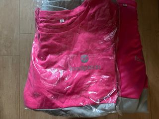 Foodpanda XL 碼 上衣 長袖及短袖各一 熊貓外賣員t-shirt/冰袖衣64214780753027110