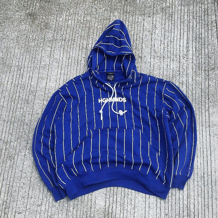 Highminds CandyCane Hoode (Category: Coats, Jackets and Outerwear) located in Bulacan. Submitted by luispresko (Listing ID 1394847897, Image 1). Description: HGHMNDS CandyCane Hoodie 🅿️ Excellent Condition Measurement Width: 25 Lenght: 27 no issue ₱1200+sf.