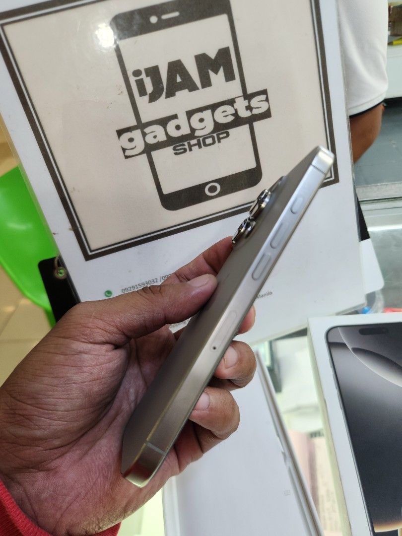 Iphone16pro 128gb (Category: iPhone 16 Series) located in Manila. Submitted by ijamgadgetsshop (Listing ID 1394944273, Image 3). Description: iphone 16pro 2ndhand 128gb hk variant dual sim with box same serial smooth no dents check all u want 📌we do cod in metro manila and near provinces just add sf only 📌can visit in my store at greenhills shopping center 📌we do LBC transaction 📌we accept credit card in store 📌Accept ggives and spaylater 📌