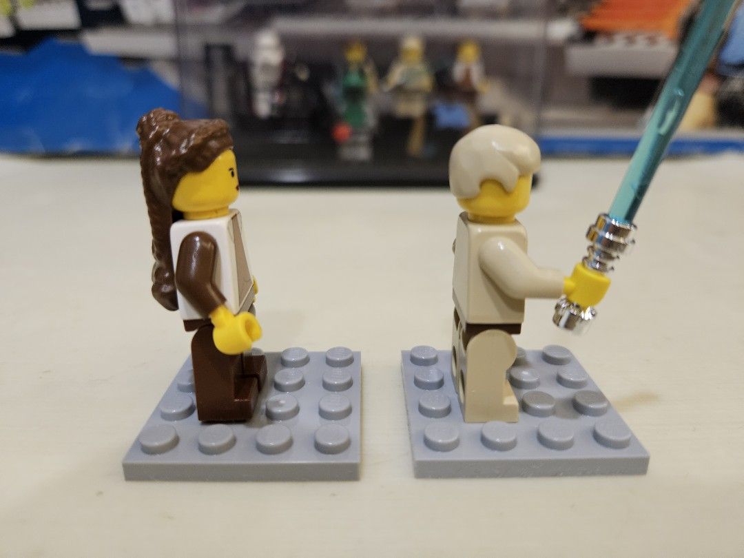Lego Star Wars Princess Leia Luke Skywalker Minifigs from Cloud