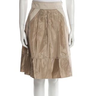 (Category: ) located in . Submitted by rndm.wears (Listing ID 1394942764, Image 1). Description: .