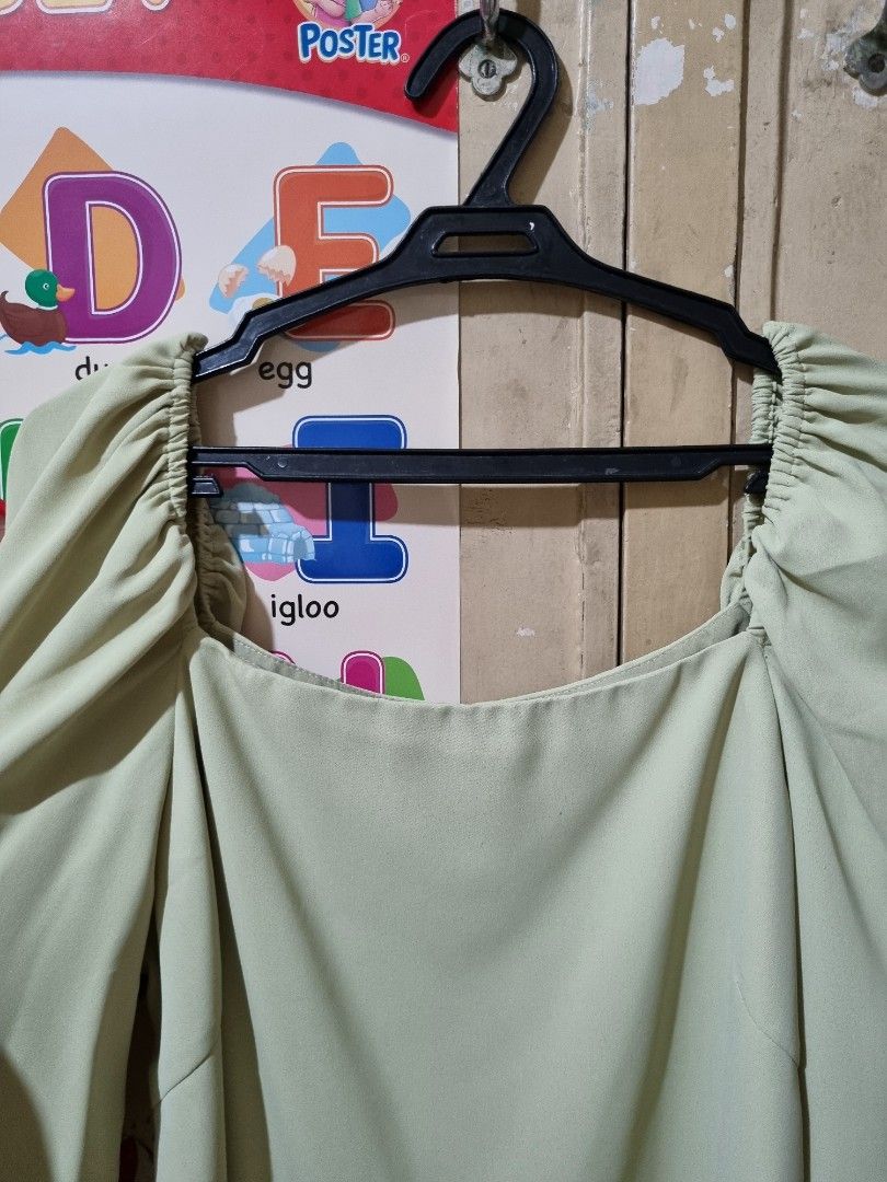 Love, Bonito Square Neck Blouse (Category: Blouses) located in Quezon City. Submitted by stylemd (Listing ID 1394790108, Image 3). Description: - Love, Bonito blouse - Light green/sage color - Square neckline - Long sleeves with elastic cuffs - Size: L/XL (UK 14, US 10) - Material: 100% polyester.