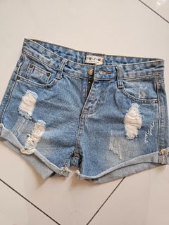 (Category: ) located in . Submitted by hh12334 (Listing ID 1394810790, Image 1). Description: .