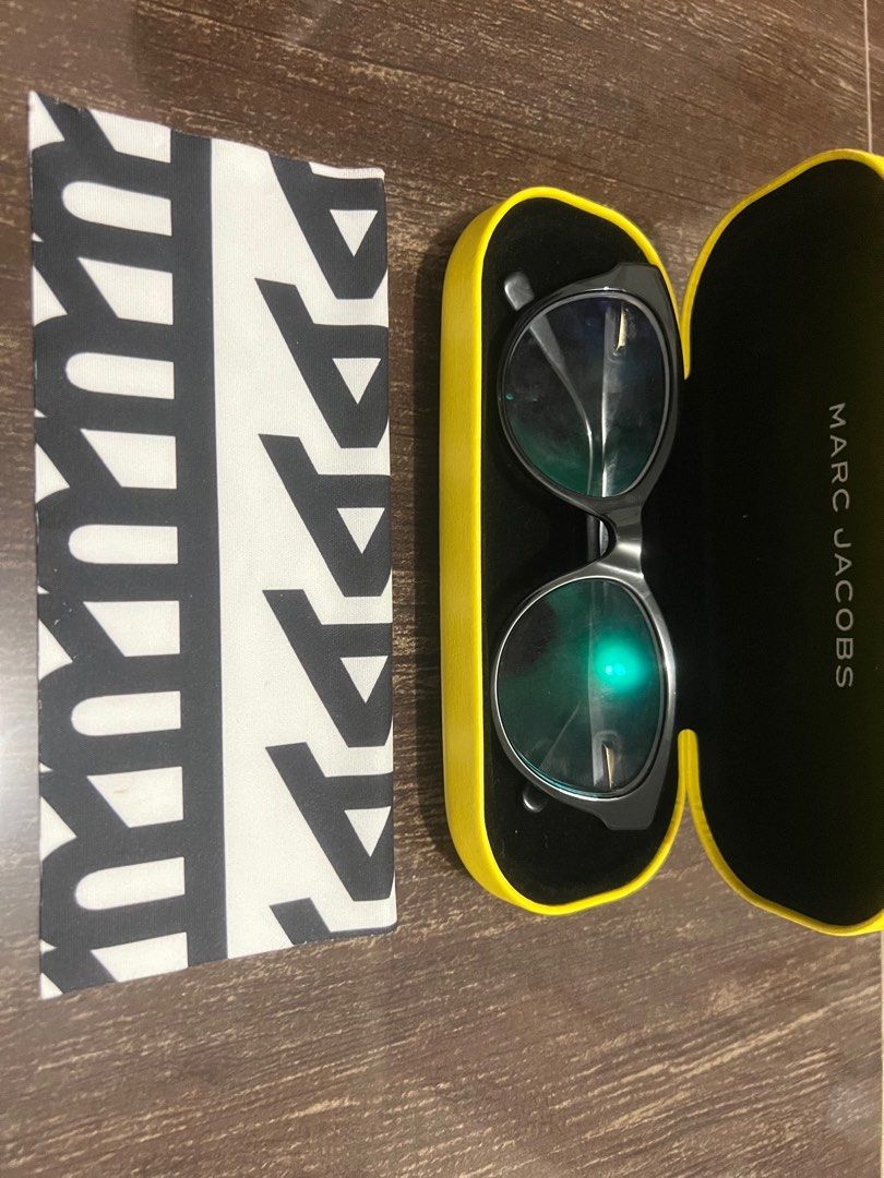 Marc Jacobs Optics (Category: Sunglasses & Eyewear) located in Calamba. Submitted by _mrp_ (Listing ID 1394906668, Image 2). Description: purchased for 13,500 at EO. w/grade. you can have it changed instead..