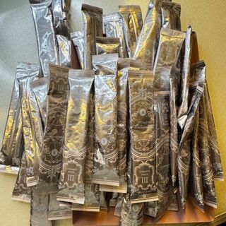 （分類：）位於 。 由 Declutterproject. 提交（商品編號 1394899270，圖片 1）。簡介： 。